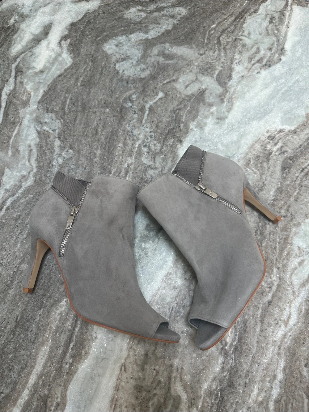 Marc Fisher Gray Suede Serenity Peep Toe Shoe Ankle Booties Size 8.5